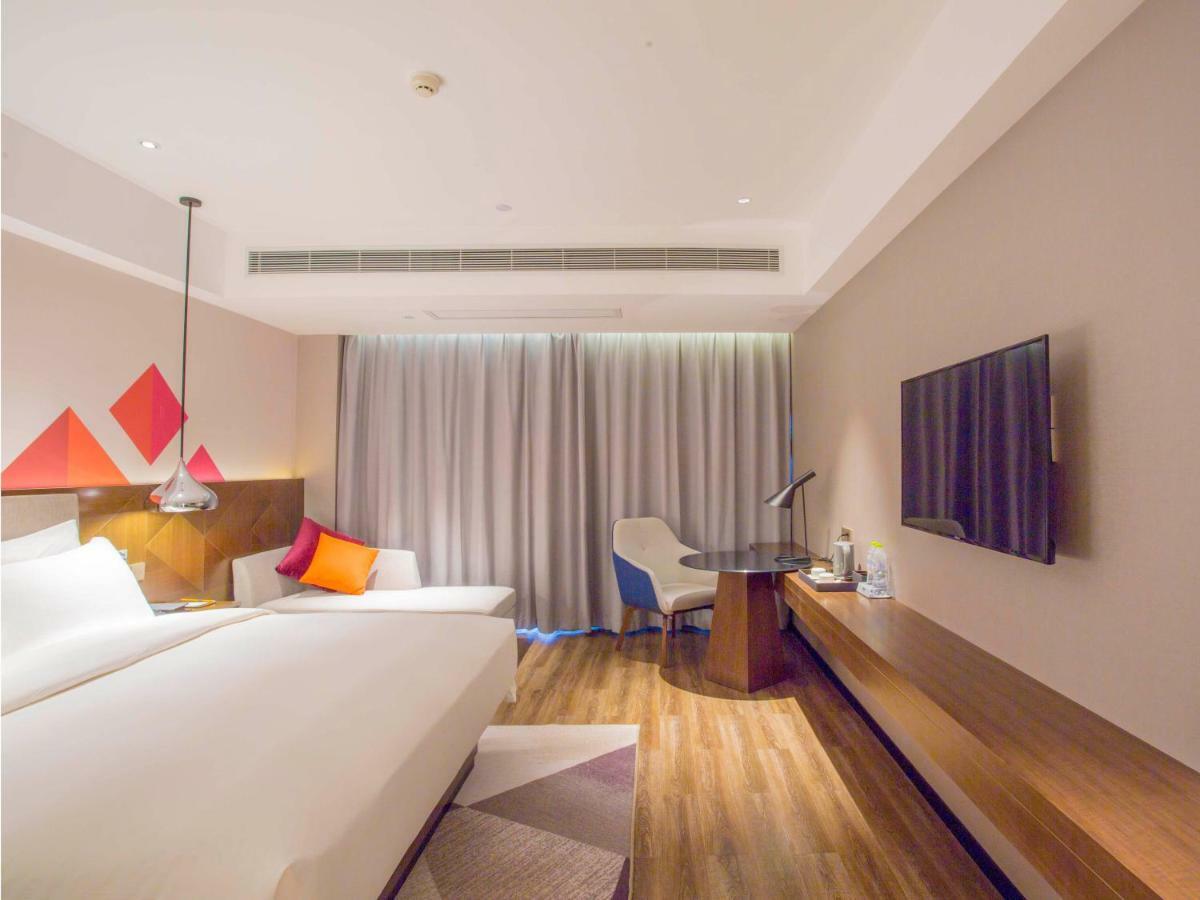 Borrman Hotel Nanning Railway Station Branch מראה חיצוני תמונה