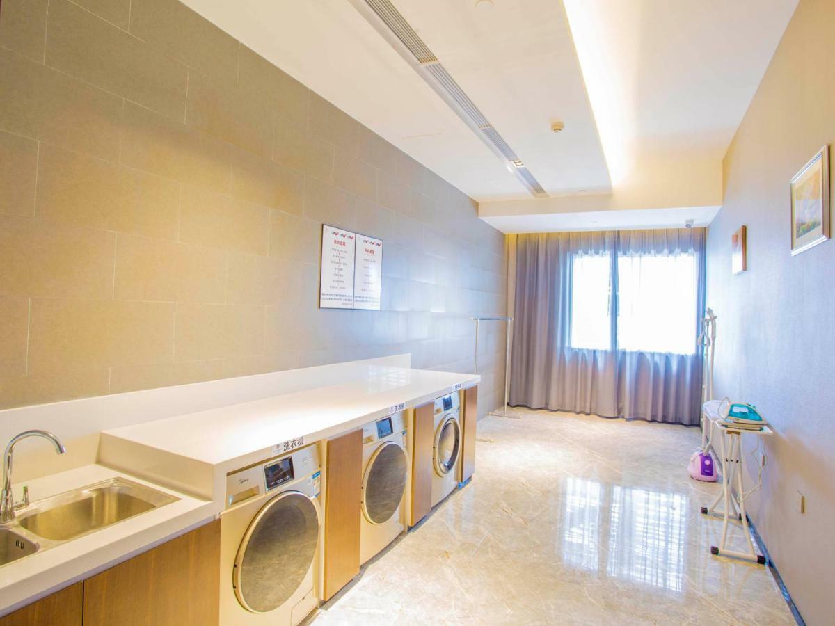 Borrman Hotel Nanning Railway Station Branch מראה חיצוני תמונה